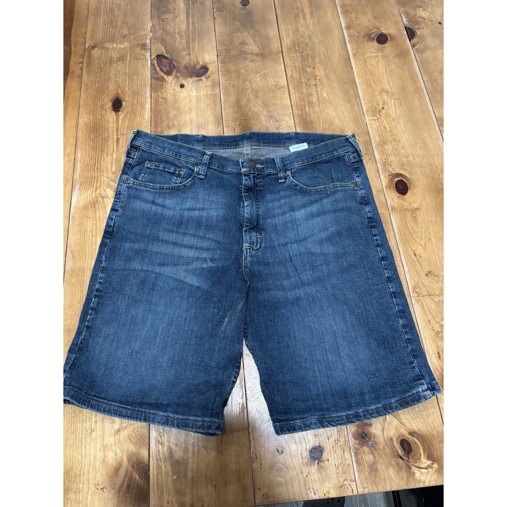 Wrangler Men's Relaxed Fit Denim Jean Shorts Size 36 Blue Comfort‎ Stretch
